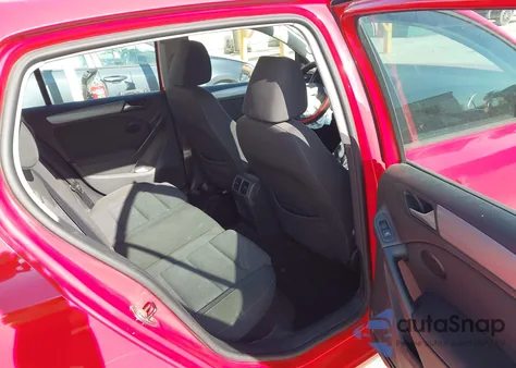 2012 Volkswagen Golf 2.5L 4-Door from USA, damaged, VIN WVWDB7AJ1CW275857